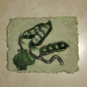 Art. Peas In A Pod